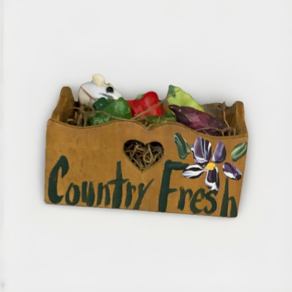 Doll House Kitchen Accessory “Country fresh” Box of Vegetables Small White Mouse
